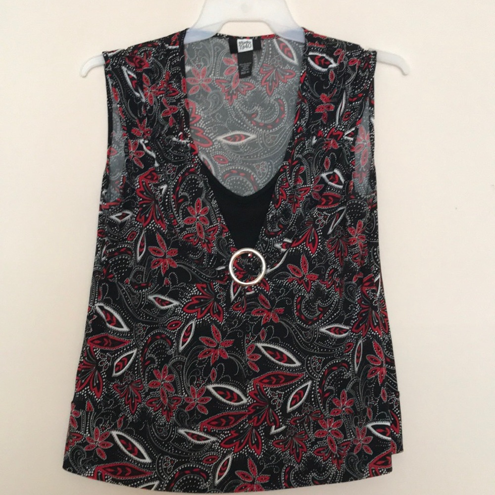 Ladies Shirt.Size XL